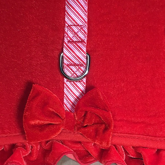 NEW HAPPY HOWLIDAYS RED PET HARNESS SIZE LARGE UNISEX - Picture 3 of 4